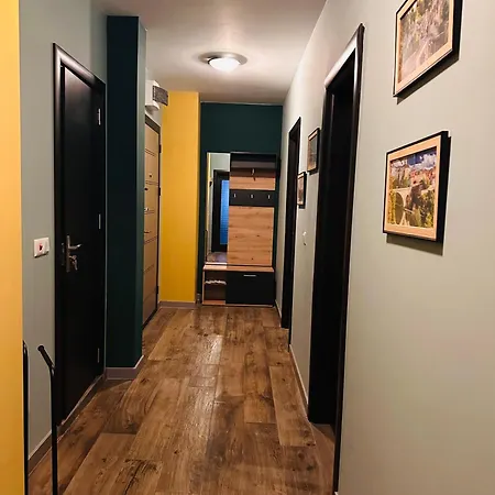 Vyara 60 Apartmán *